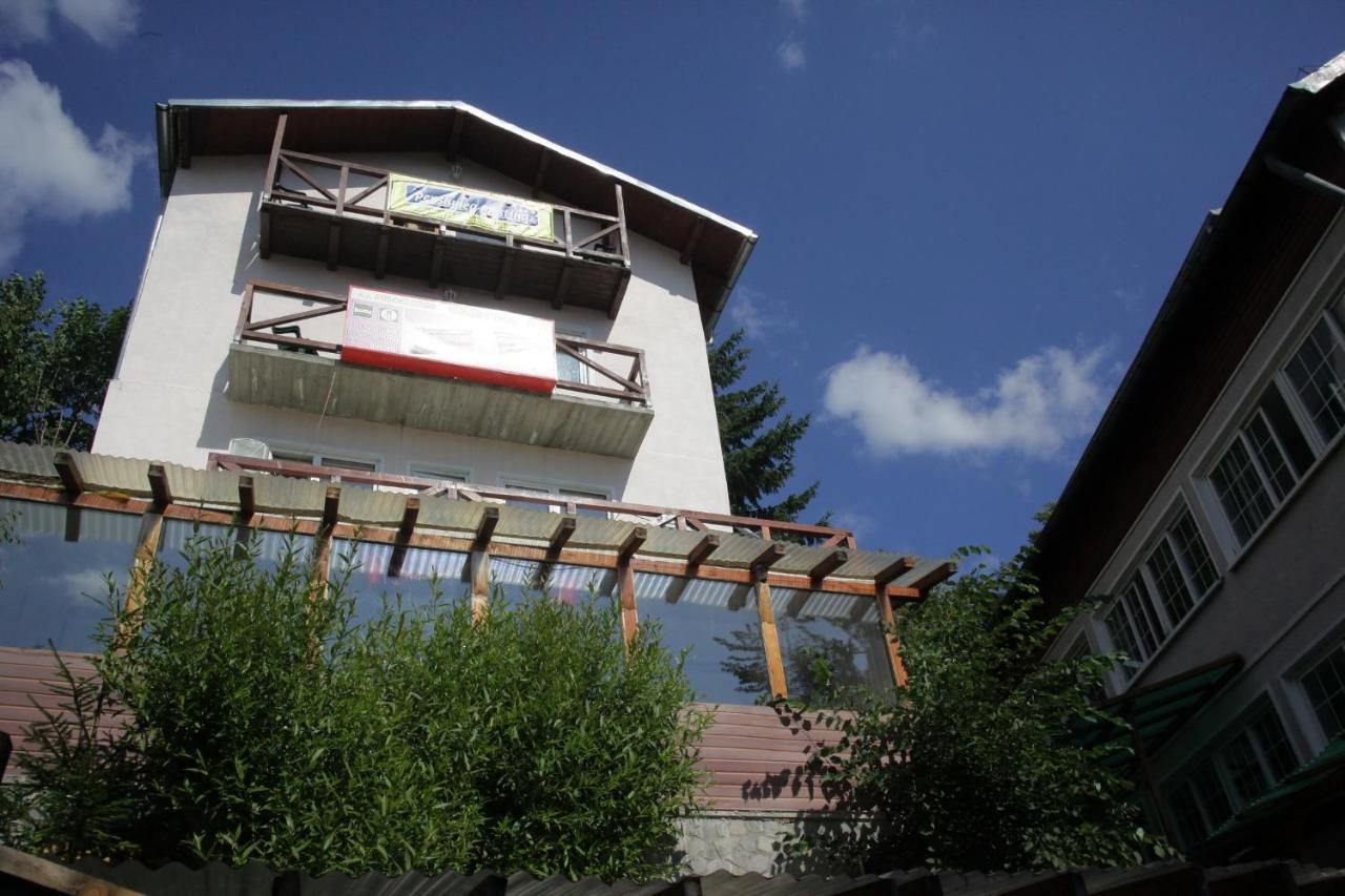 Гостевой дом HOSTEL Casa Cristina Буштени-20