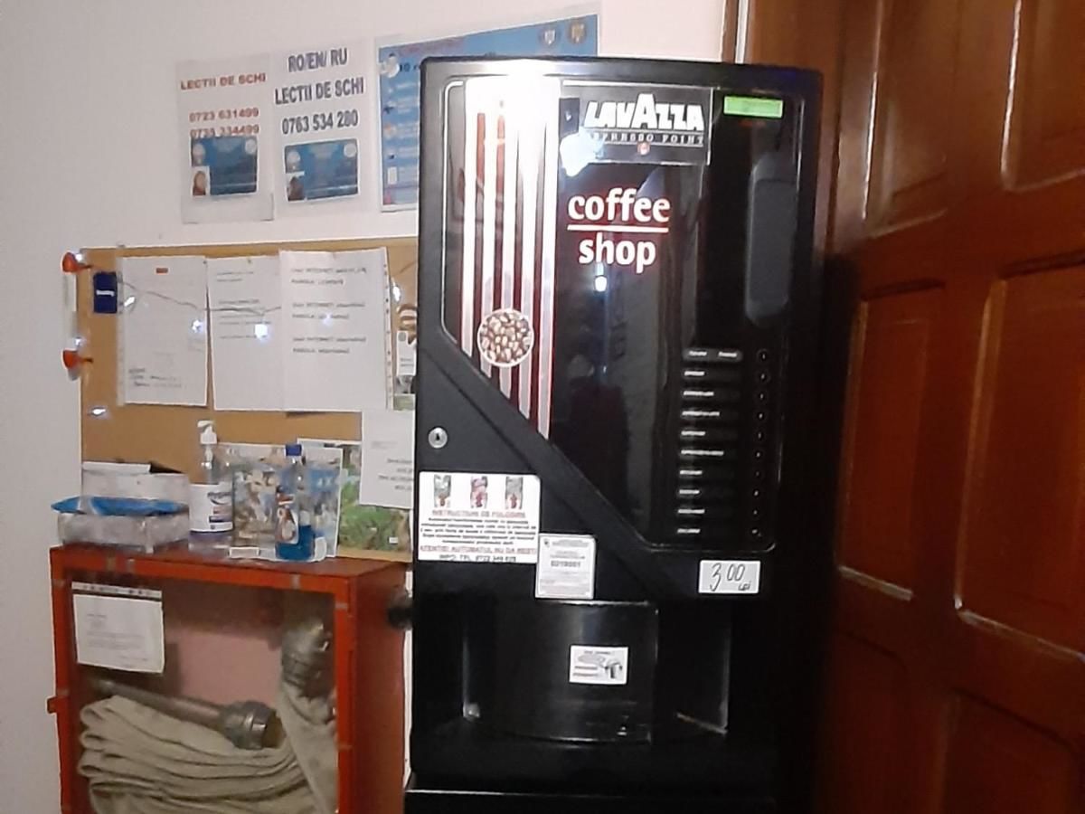 Гостевой дом HOSTEL Casa Cristina Буштени-8