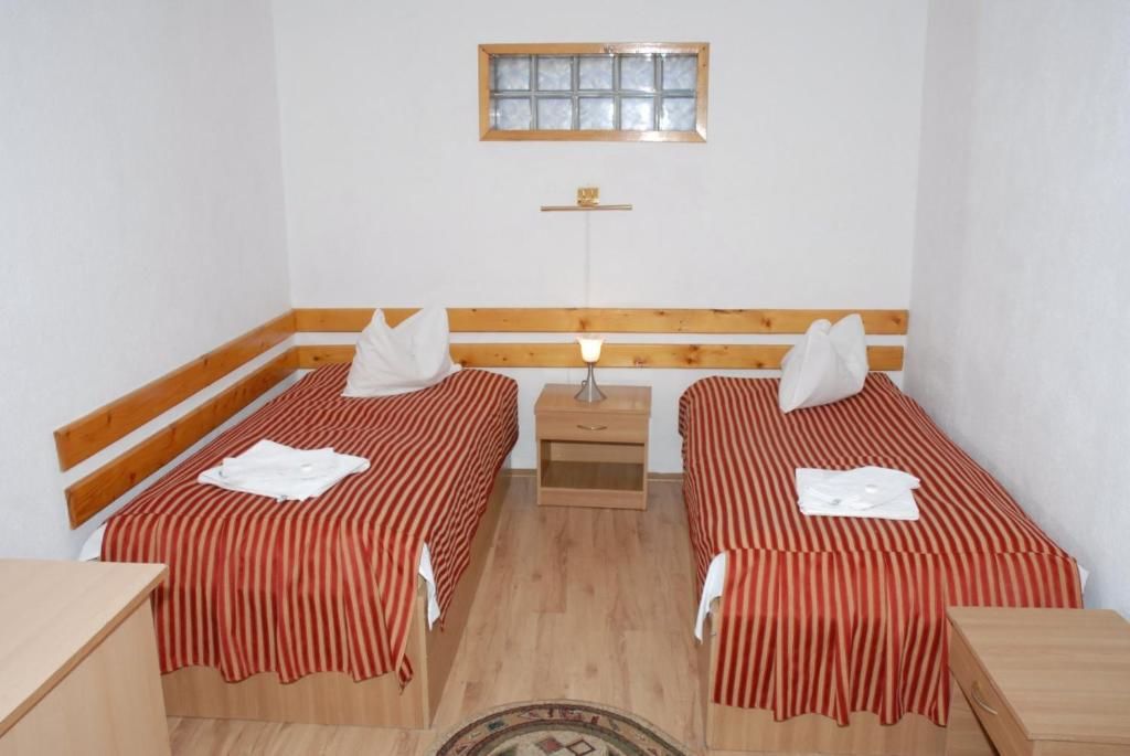 Гостевой дом HOSTEL Casa Cristina Буштени-61