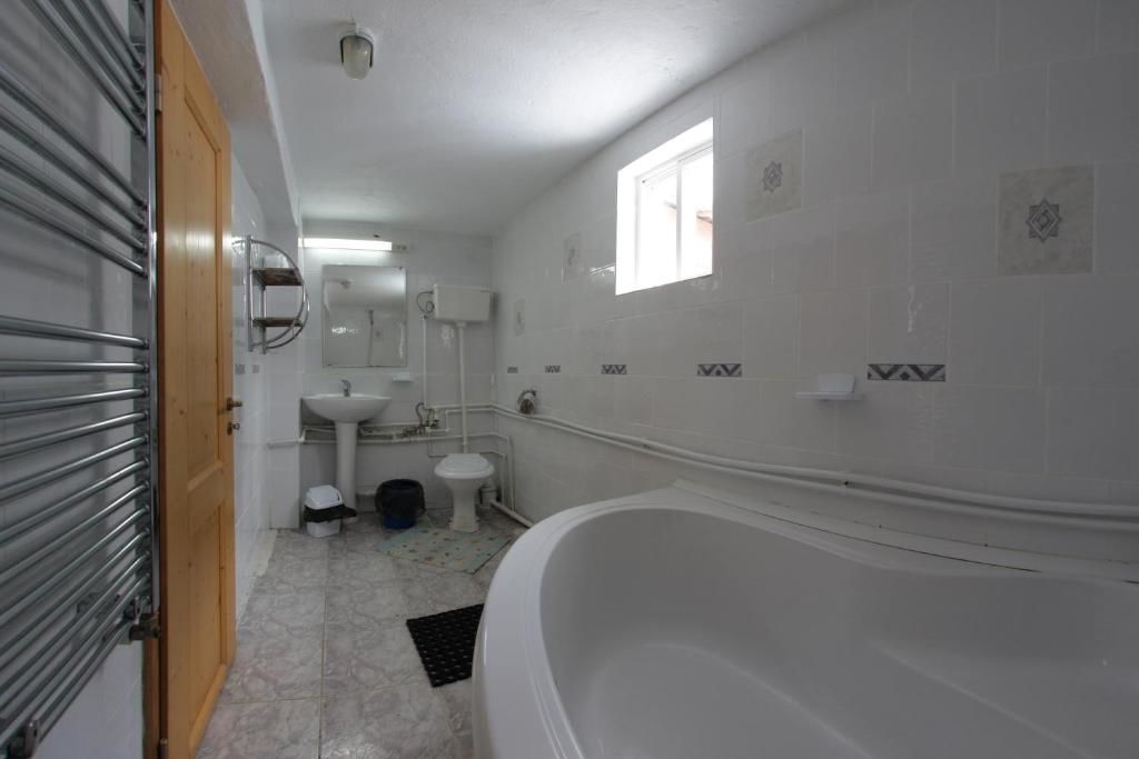 Гостевой дом HOSTEL Casa Cristina Буштени-70